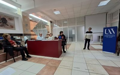 Aradul găzduiește primul FameLab dedicat Inteligenței Artificiale